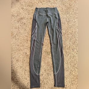 Gymshark Gray Mesh detailed Leggings Size Small with pockets